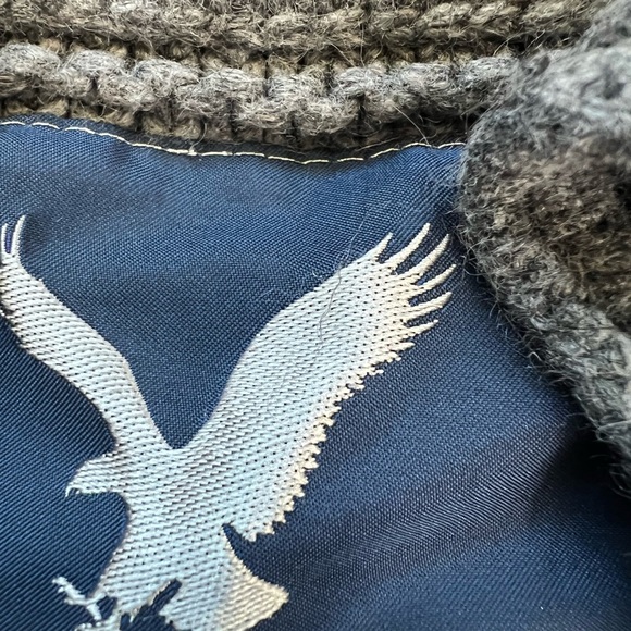 American Eagle Cardigan Collared With Snap Button Closure In Size M Gray Color - Picture 7 of 8